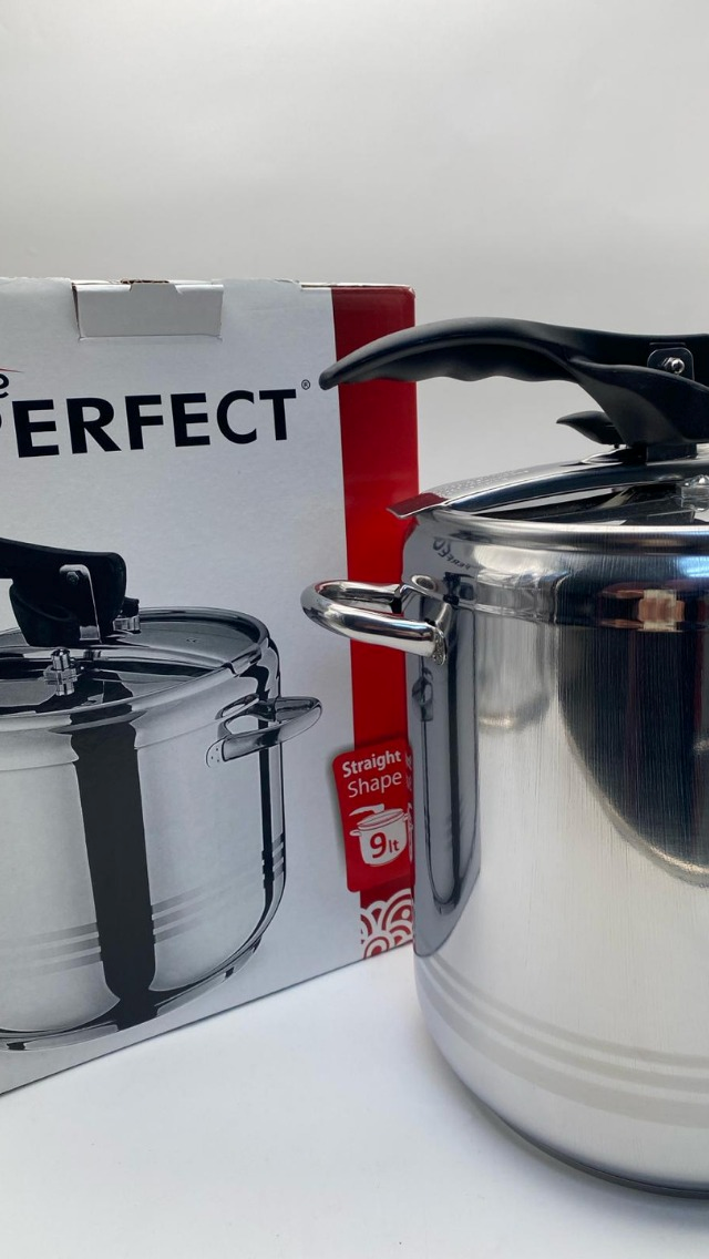 Perfect  9 Lt Düz Düdüklü Siyah