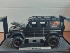 Prestij Metal 1:24 Araba Mercedes 4X4 Siyah