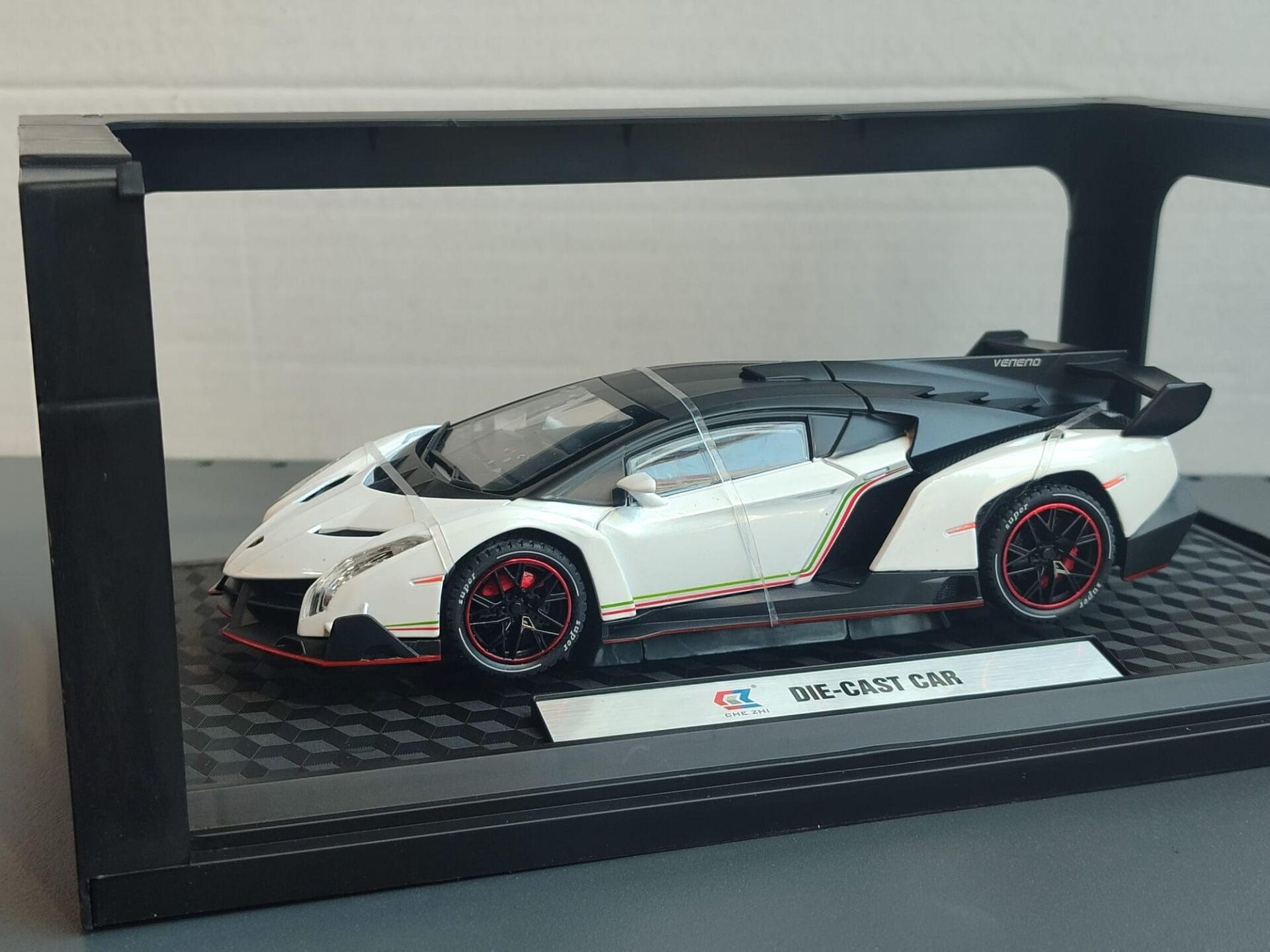Prestij Metal 1:24 Araba Lamborgine Beyaz