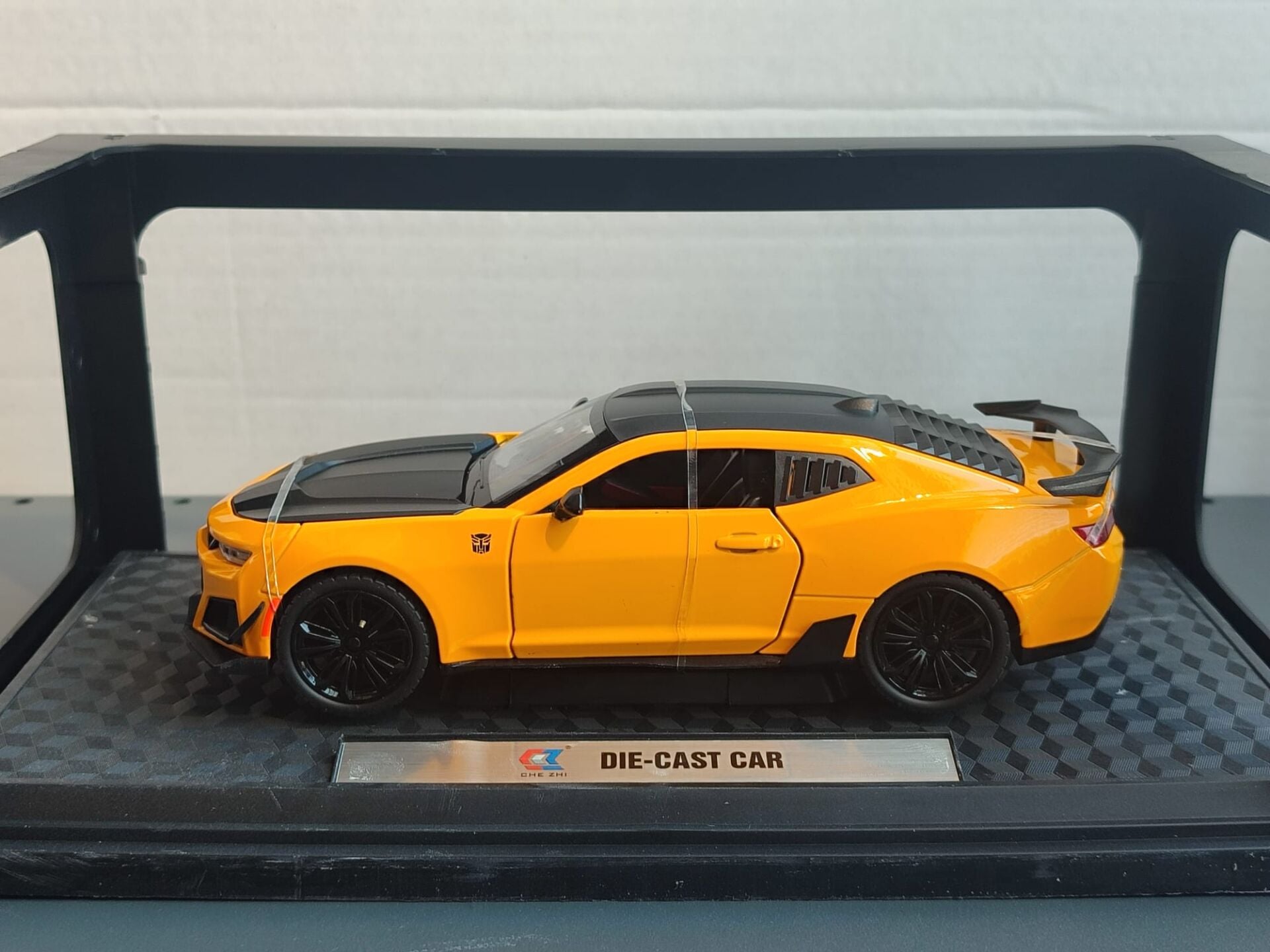 Prestij Metal 1:24 Araba Chevrolet Sarı