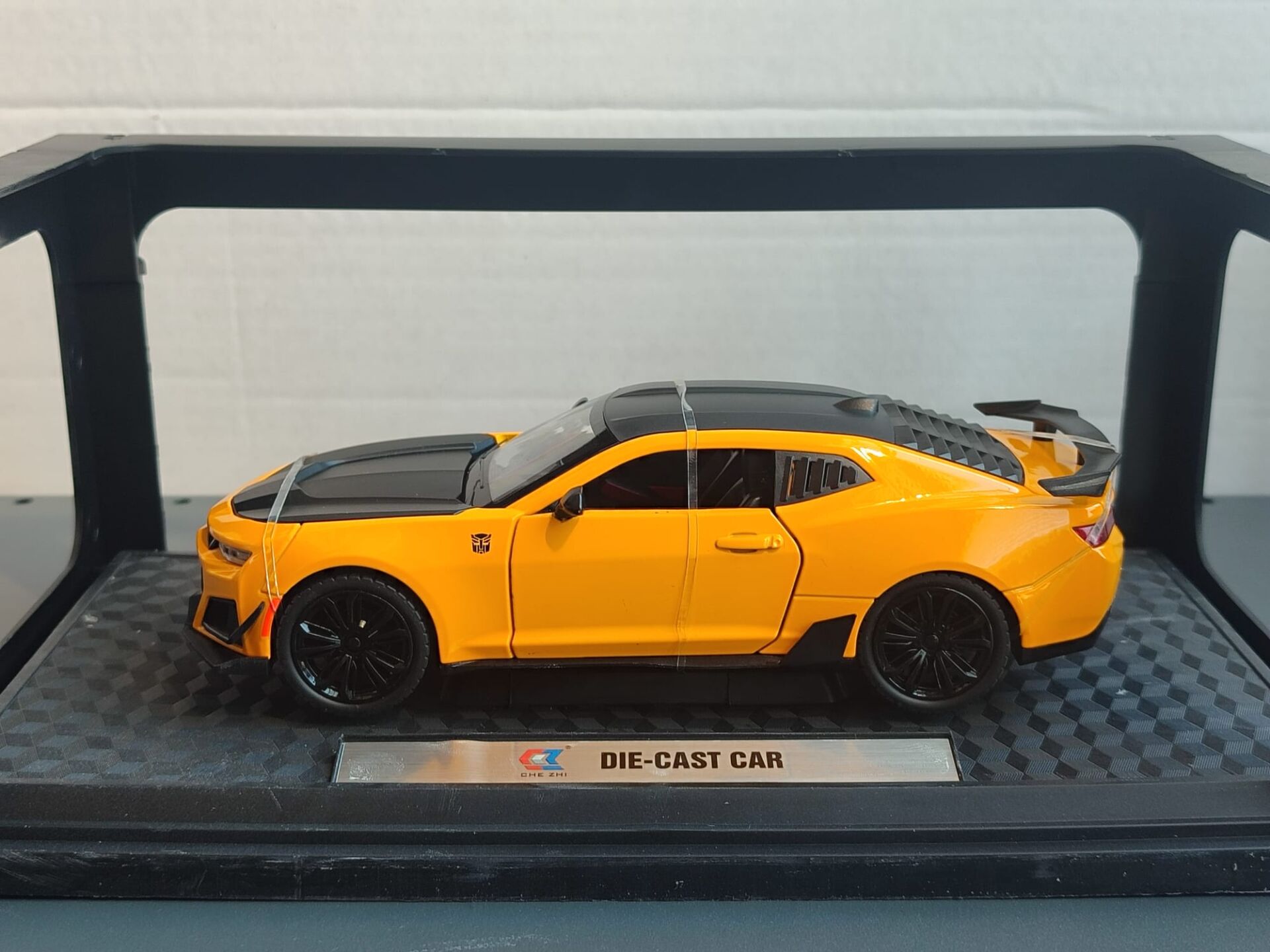 Prestij Metal 1:24 Araba Chevrolet Sarı