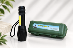Sdr-V12  Şarjlı El Feneri Plastik Siyah