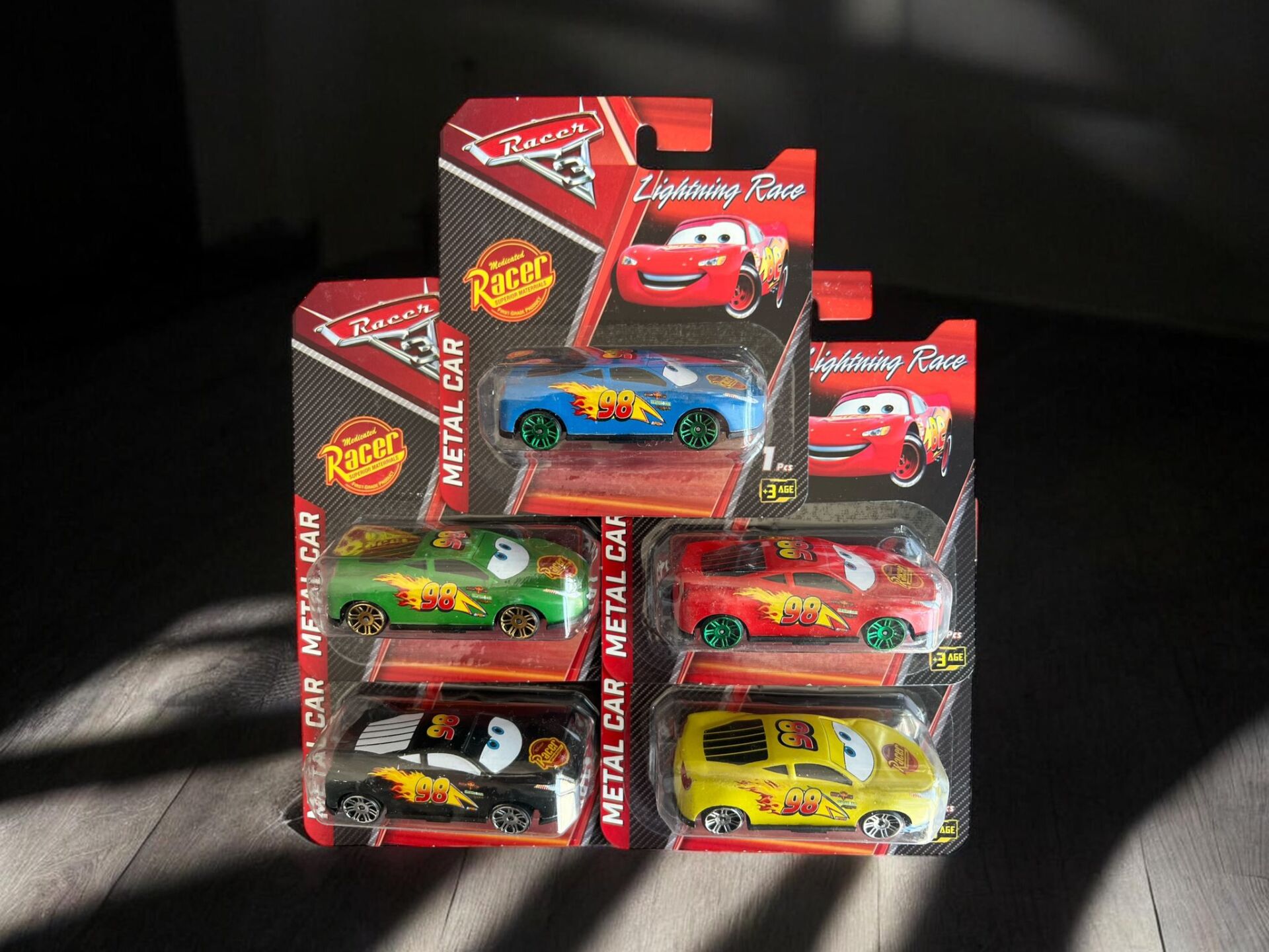 Toysan Racer Metal Araba