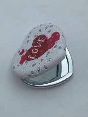 Dmrt Makyaj Aynası  Kalpli